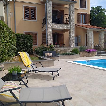 Villa Krasa Sea View Apartmants With Pool Ližnjan Eksteriør bilde