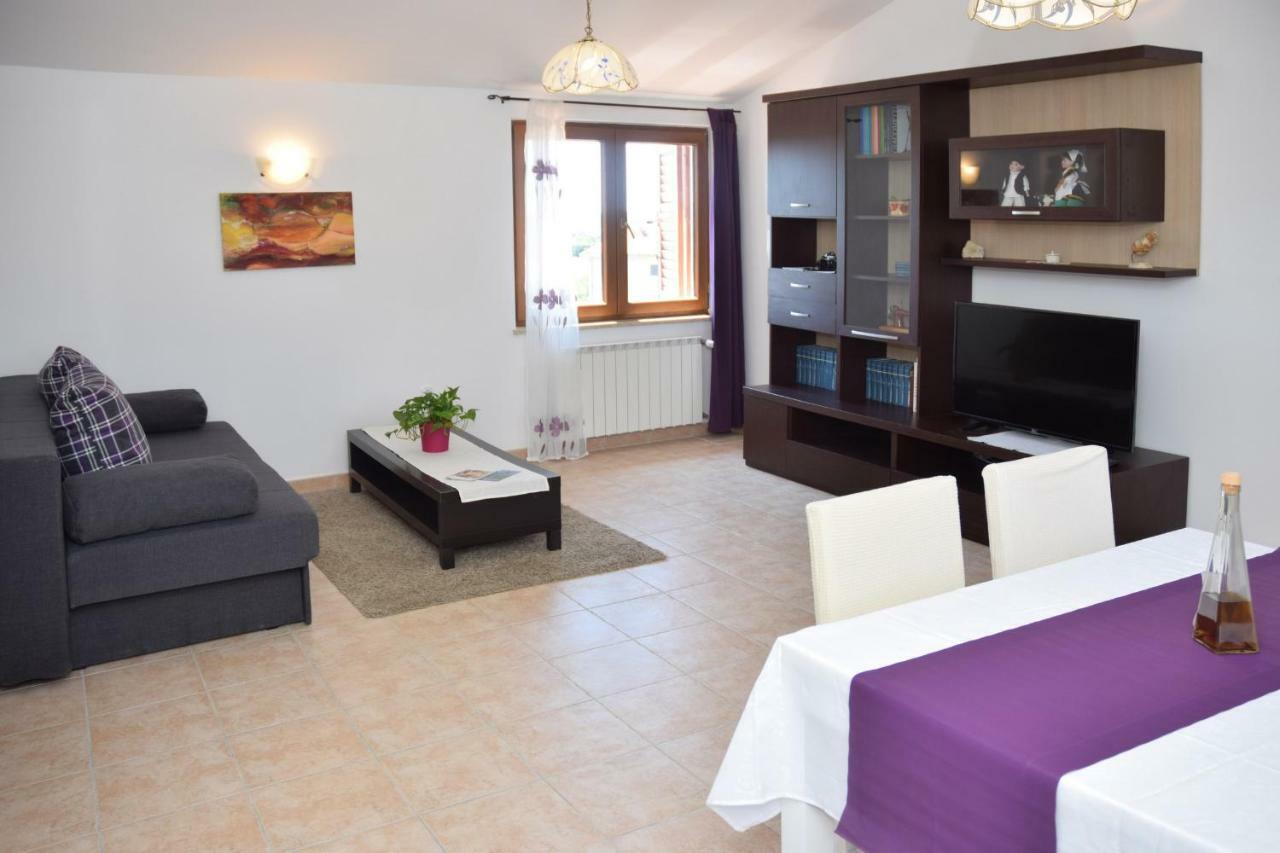 Villa Krasa Sea View Apartmants With Pool Ližnjan Eksteriør bilde
