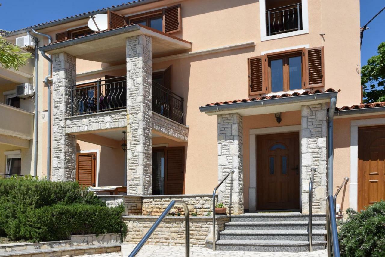 Villa Krasa Sea View Apartmants With Pool Ližnjan Eksteriør bilde