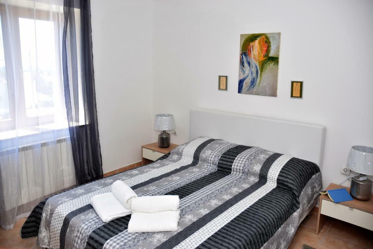 Villa Krasa Sea View Apartmants With Pool Ližnjan Eksteriør bilde